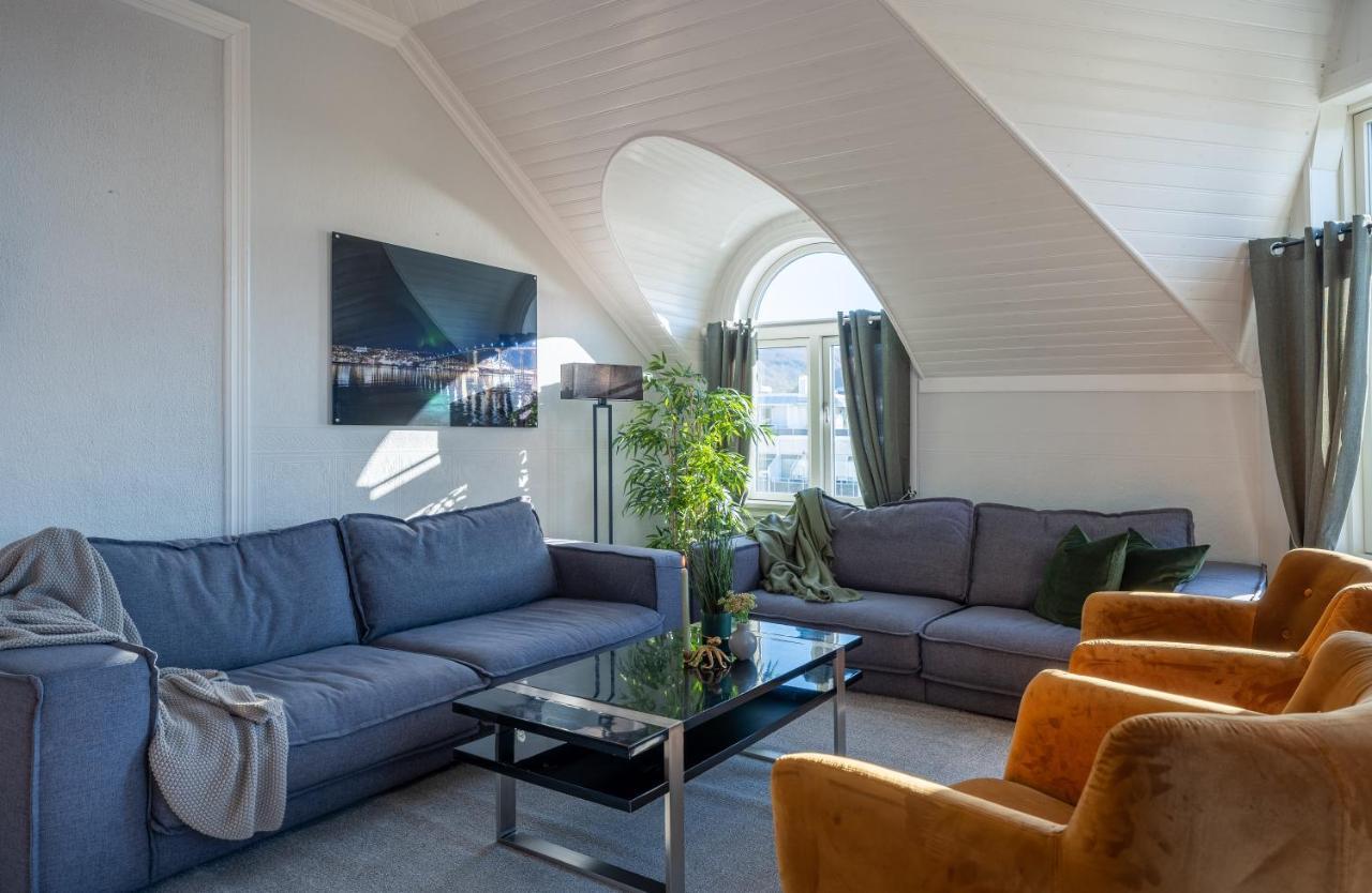 Enter Tromso - Exclusive 4 Bedroom Villa Bagian luar foto